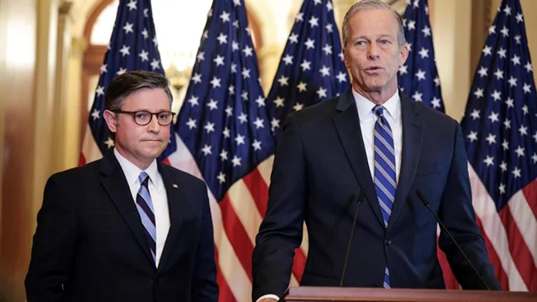 House GOP adopts Trump budget plan after conservatives fold CBS News The vote was initially delayed amid conservatives' concerns about the level of spending cuts.