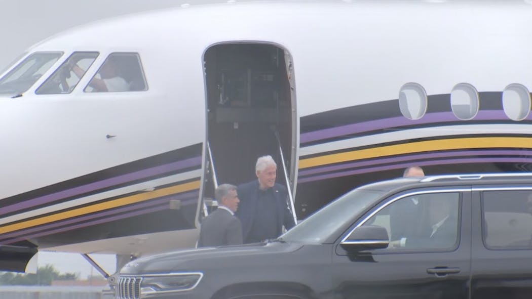 Bill Clinton Arrives In OKC Ahead of OKC Memorial 