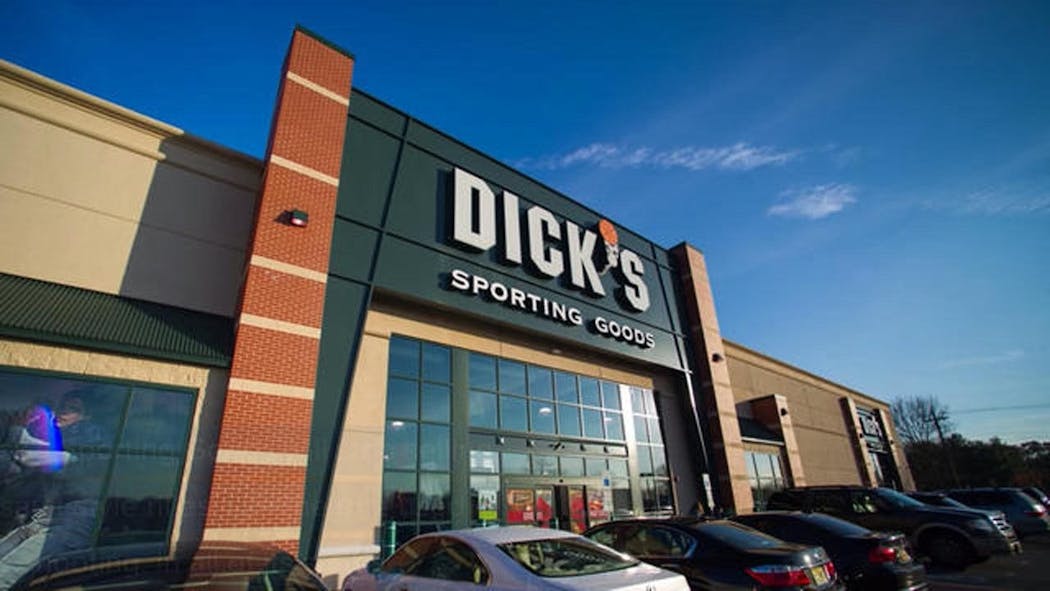 20-Year-Old Oregon Man Sues Dick's Sporting Goods, Walmart Over Rifle Sale