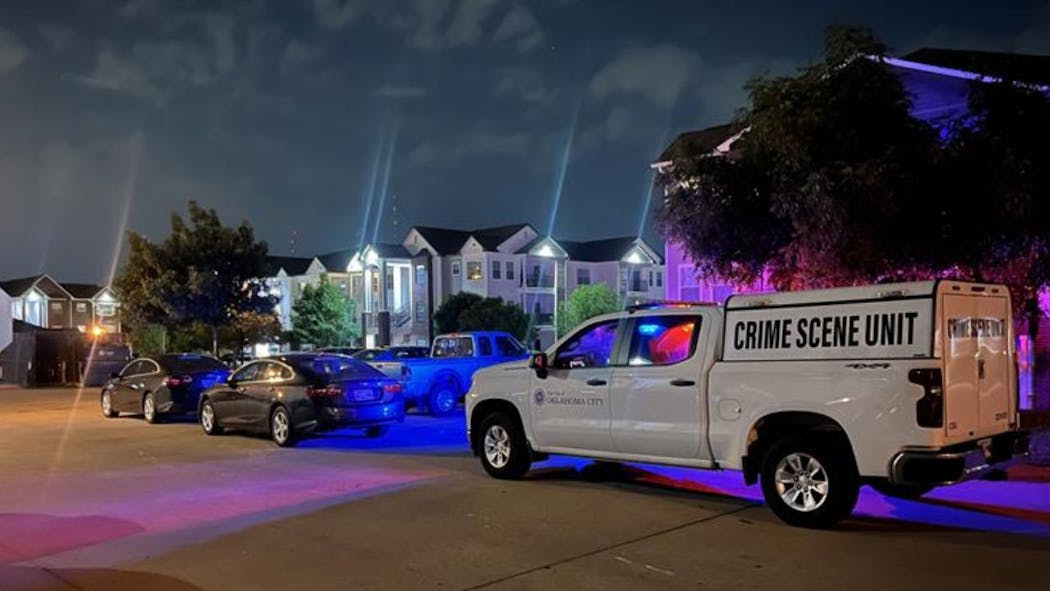 Woman in custody after shooting man in NE OKC domestic dispute